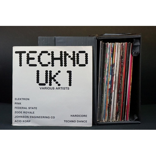 560 - Vinyl - Over 20 Dance related LP's to include Techno UK1 (WRRLP005), Triphoprisy (SQULP1), Summermad... 