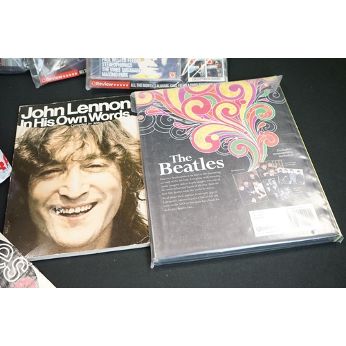 964 - Memorabilia - Collection of The Beatles books to include The Beatles On Apple Records by Bruce Spize... 