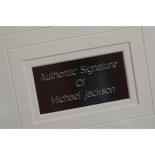 1038 - Memorabilia / Autograph - Michael Jackson framed and glazed display containing a signed sleeve of Bi... 