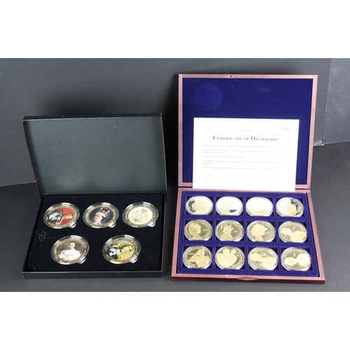 38 - The Windsor Mint The Queens Diamond Jubilee 1952-2012 gold plated twelve coins set in fitted wooden ... 