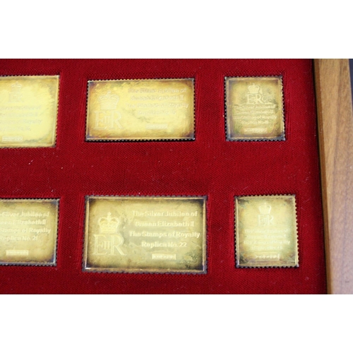 45 - A set of hallmarked sterling silver ingots 'The Stamps Of Royalty, ' all pieces individually hallmar... 