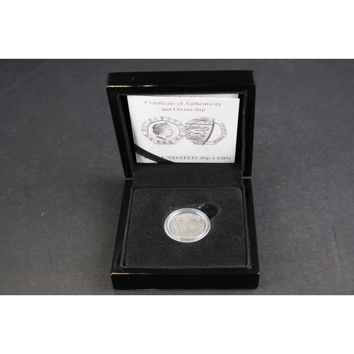 105 - A British Royal Mint 2008 Undated 20p coin in fitted display box and complete with COA.