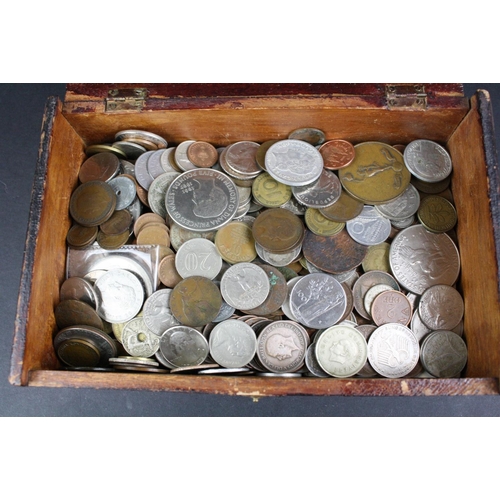 209 - A collection of mixed coins to include foreign and pre decimal British examples.