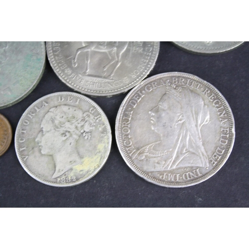 96 - A small collection of British pre decimal and commemorative coins to include Queen Victoria and King... 