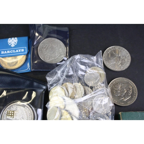 138 - A good collection of British pre 1947 silver coins together with a collection of commemorative and f... 