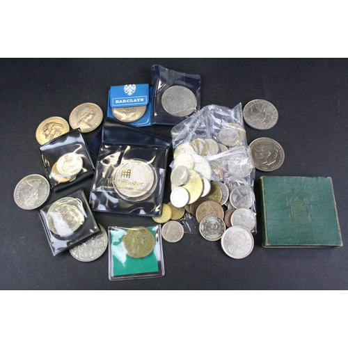 138 - A good collection of British pre 1947 silver coins together with a collection of commemorative and f... 