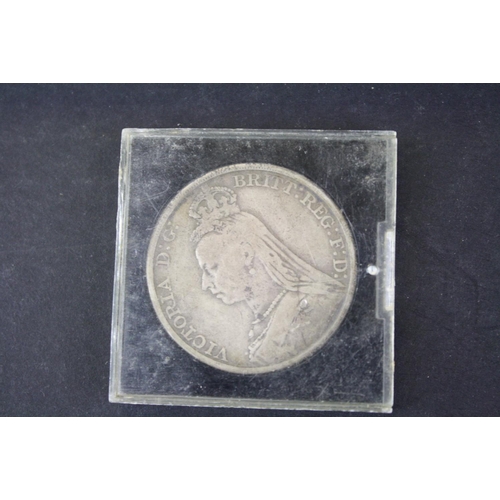 165 - A collection of mainly British pre decimal and foreign coins to include a Queen Victoria 1892 silver... 