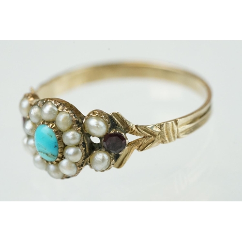 343 - Early 19th century turquoise, seed pearl, garnet and yellow metal cluster ring, oval cabochon cut tu... 