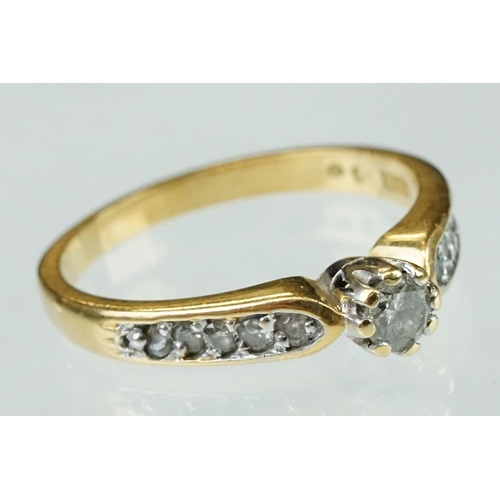 159 - Diamond solitaire 18ct yellow gold ring, the round brilliant cut diamond weighing approx 0.25 carat,... 