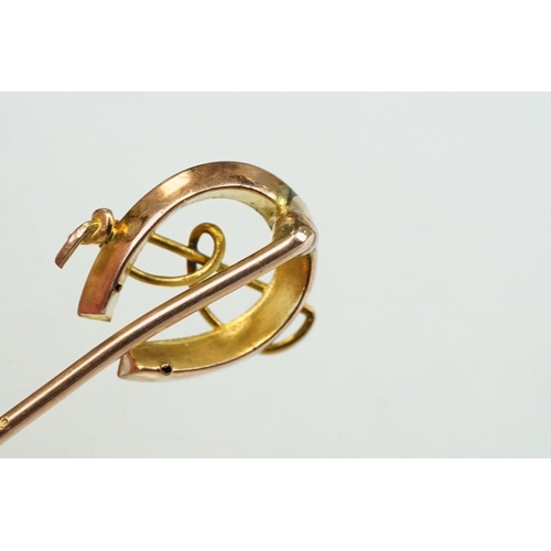 244 - Victorian diamond and pearl yellow and rose metal stick pin modelled as a sprig, small freshwater pe... 