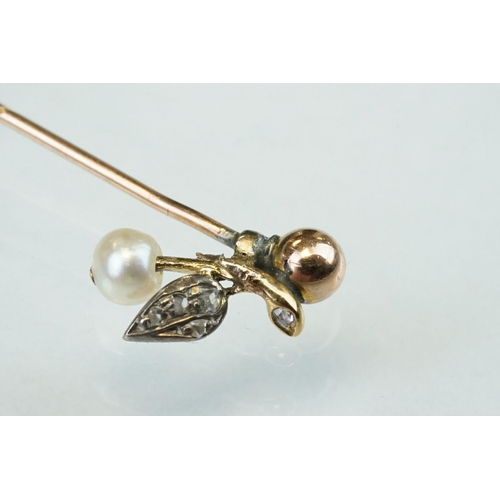 244 - Victorian diamond and pearl yellow and rose metal stick pin modelled as a sprig, small freshwater pe... 