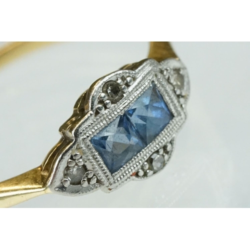 254 - Early 20th century sapphire and diamond 18ct yellow gold and platinum set ring, two square mixed cut... 