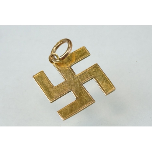 279 - Eight 9ct yellow gold charms together with two yellow metal charms (10)