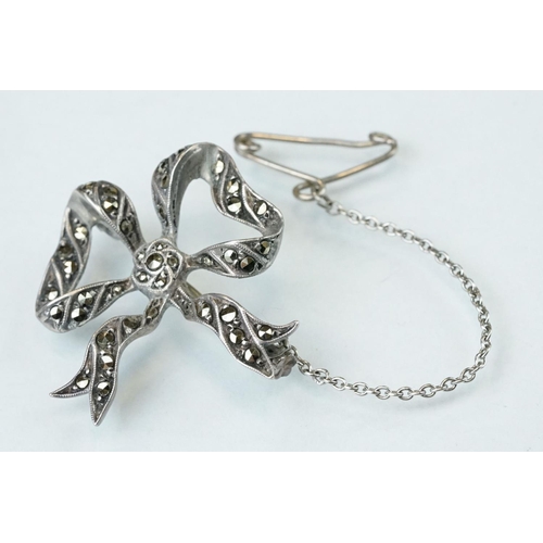 90 - Collection of marcasite jewellery to include paste and marcasite white metal flower head necklace; g... 