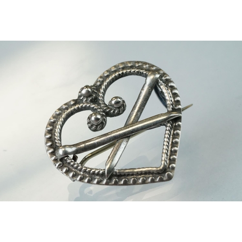 92 - Silver penannular brooch, cast Celtic decoration in relief, makers Henderson & Horner Bros, Glasgow ... 