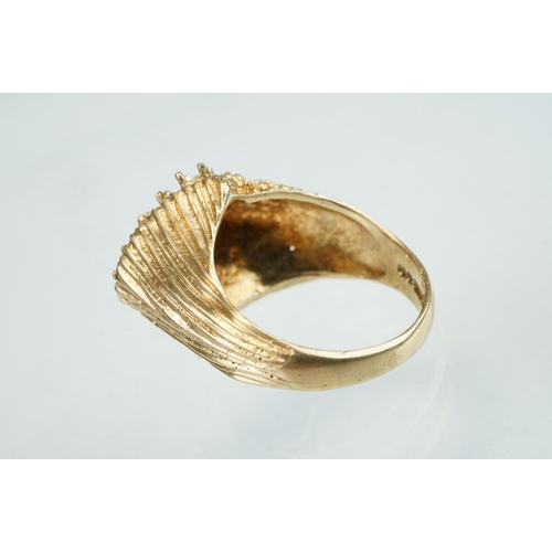 93 - 9ct yellow gold textured modernist ring, asymmetric design, ring size N½