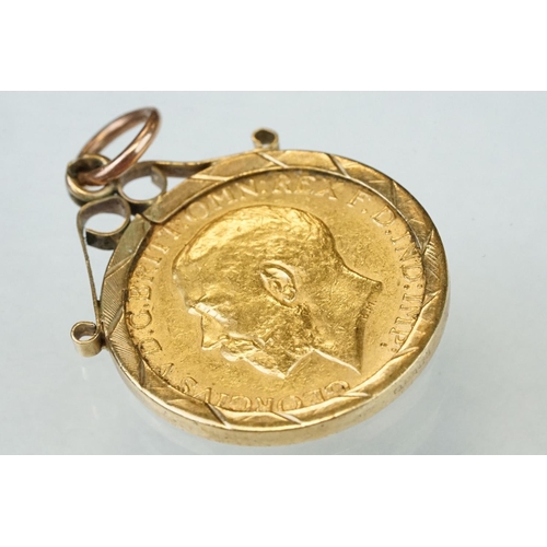 17 - George V full sovereign coin, 1911, George and the Dragon back, 9ct yellow gold coin mount