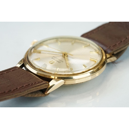 366 - Omega 9ct gold cased 1967 automatic gents wristwatch, with silvered dial, pencil hands and an unbran... 