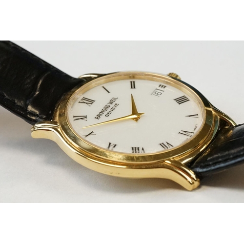 373 - Raymond Weil 18ct gold plated gents wristwatch with white dial, Roman numerals and date aperture at ... 