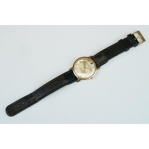 375A - Rotary Incabloc 9ct gold cased gents wristwatch, with silvered dial, gilt baton hour markers, gilt p... 