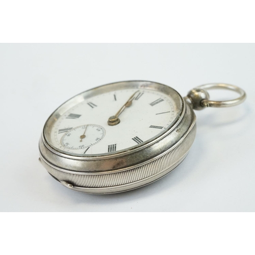 386 - Late Victorian silver open faced key wind pocket watch, Chester 1900, with white enamel dial and sec... 