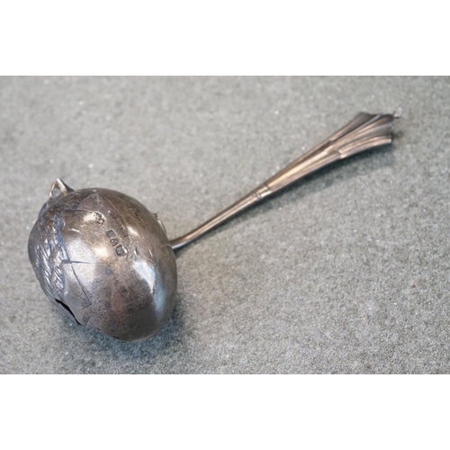 450 - Sampson Mordan & Co Edwardian silver baby feeding spoon modelled as a bird chick, Albany finial, gil... 