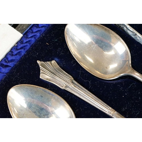 454 - Cased set of six silver teaspoons and a pair of sugar tongs, Albany pattern, makers Charles Wilkes, ... 