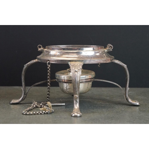 465 - Edwardian silver spirit kettle, the teapot with repoussé floral and foliate decoration throughout, h... 