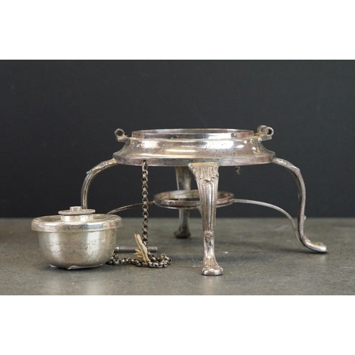 465 - Edwardian silver spirit kettle, the teapot with repoussé floral and foliate decoration throughout, h... 