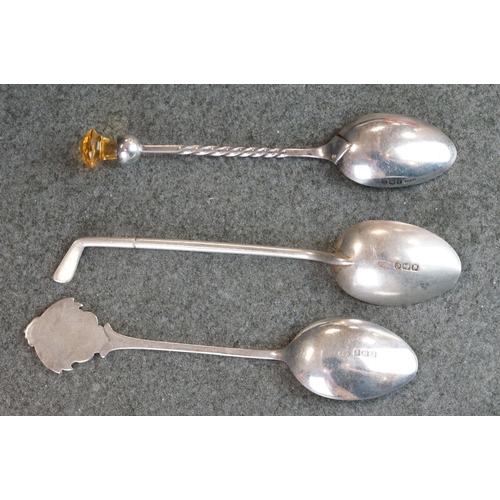 482 - Collection of silver souvenir teaspoons and pickle forks from around the world, to include paste and... 