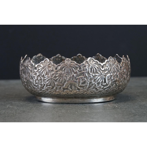 488 - Pair of oval navette form open silver salt cellars raised on four tapered feet, makers Robert Pringl... 