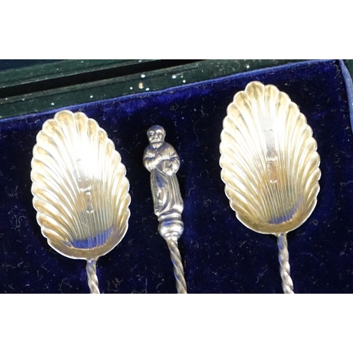 519 - Cased set of 6 Silver Apostle spoons with silver gilt bowls, Birmingham 1901, makers Barnett Henry A... 