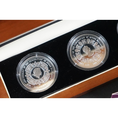 147 - The 60th Anniversary of the coronation of Queen Elizabeth II pure silver crown set, a cased set of f... 