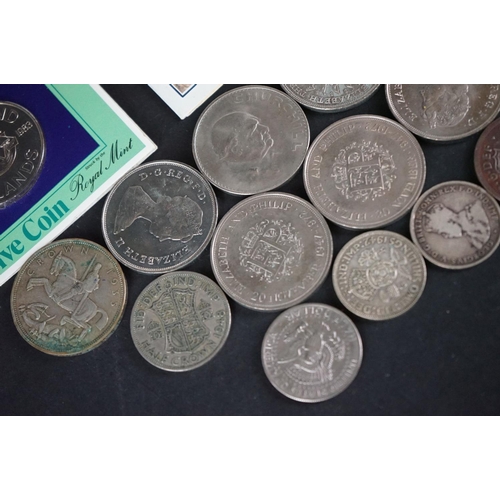 150 - A small collection of mainly British pre decimal and commemorative coins to include silver examples.