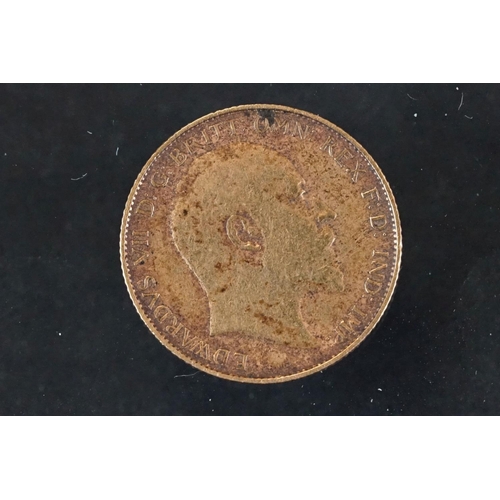 12 - A British King Edward VII gold half sovereign coin, dated 1907