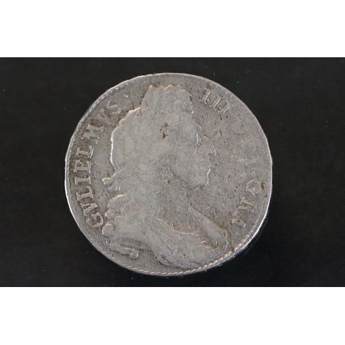 24 - A British King William III silver half crown coin, dated 1696