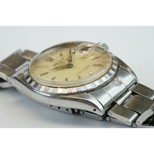 367 - Rolex Oyster-Perpetual Datejust gents 1958 stainless steel wristwatch, with baton hour markers, date... 