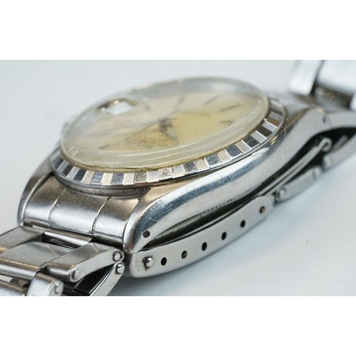 367 - Rolex Oyster-Perpetual Datejust gents 1958 stainless steel wristwatch, with baton hour markers, date... 