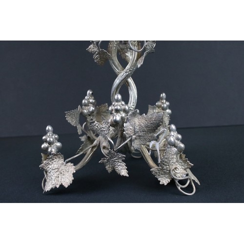 464 - Victorian silver and glass pedestal grape bowl, the silver stand modelled as an entwined grape vine,... 