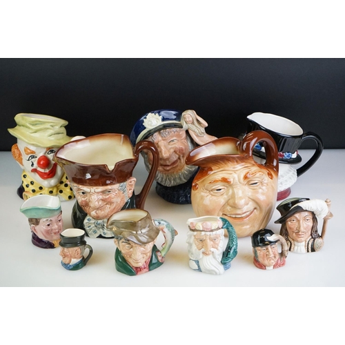 27 - Collection of 11 mainly Royal Doulton character jugs to include The Clown (D 6834), Old Salt (D 6551... 