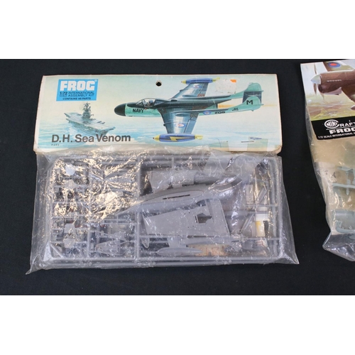 283 - Seven Boxed / bagged & unbuilt Frog plastic model kits to include F201 1:72 Heinkel He.111, F.178 Me... 