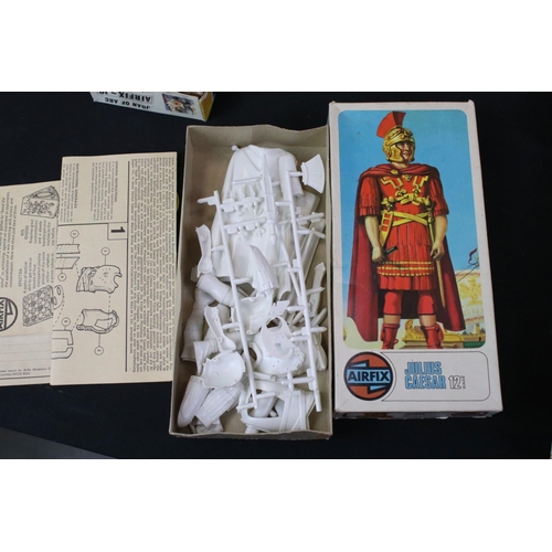 284 - 17 Boxed & unbuilt Airfix plastic model kits to include 12 x Historical figure sets (02511-1 Charles... 