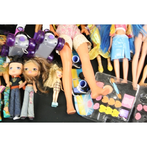 320 - Quantity of contemporary dolls to include Furga, Hasbro Barbie, Bratz etc