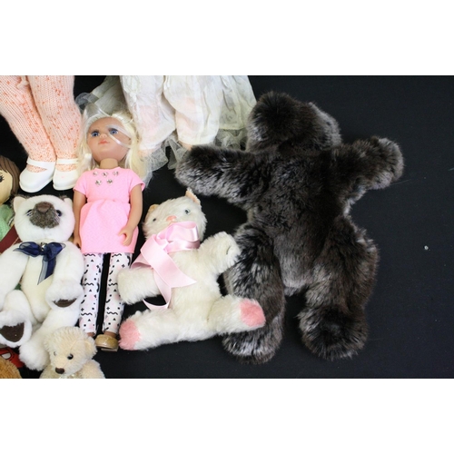 328 - Quantity of contemporary soft toys to include Steiff bear, Charlie Bears, Merrythought etc plus 3 x ... 