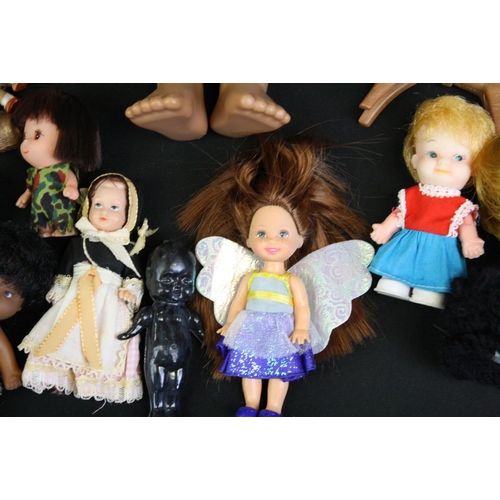 329 - Quantity of mixed dolls and figures to include boxed Chad Valley Design a Friend Collection, many mi... 