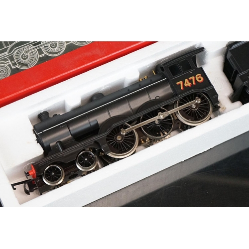 18 - Four boxed Hornby OO gauge locomotives to include R857 BR Loco Ivatt Class 2, R072 BR Class 25 Diese... 