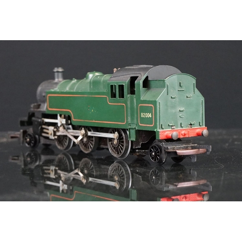 2 - Cased Hornby OO gauge ltd edn Sir Ralph Wedgwood 1962-1965 BR 4-6-2 Locomotive Class A4 (no.000302) ... 