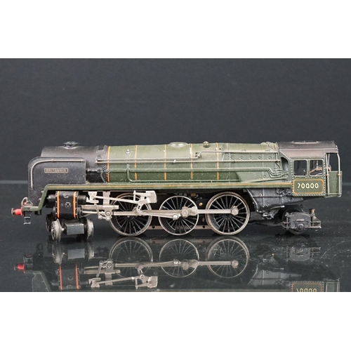 25 - Four OO gauge locomotives to include Wills Finecast GWR 2251 Class (built), TTR Britannia, unmarked ... 