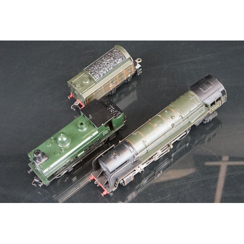 25 - Four OO gauge locomotives to include Wills Finecast GWR 2251 Class (built), TTR Britannia, unmarked ... 