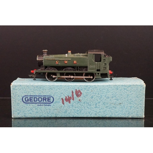 25 - Four OO gauge locomotives to include Wills Finecast GWR 2251 Class (built), TTR Britannia, unmarked ... 